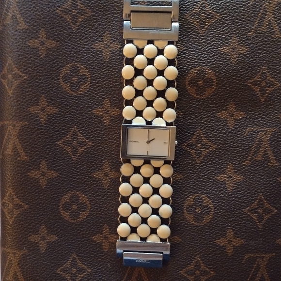 Fossil Rare Find Mesh Enamel Watch - Picture 4 of 4